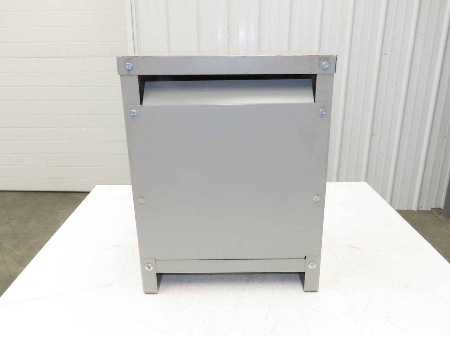 Hevi-Duty Shielded Isolation Transformer 20kva 3ph HV 460 Delta LV 230Y/133