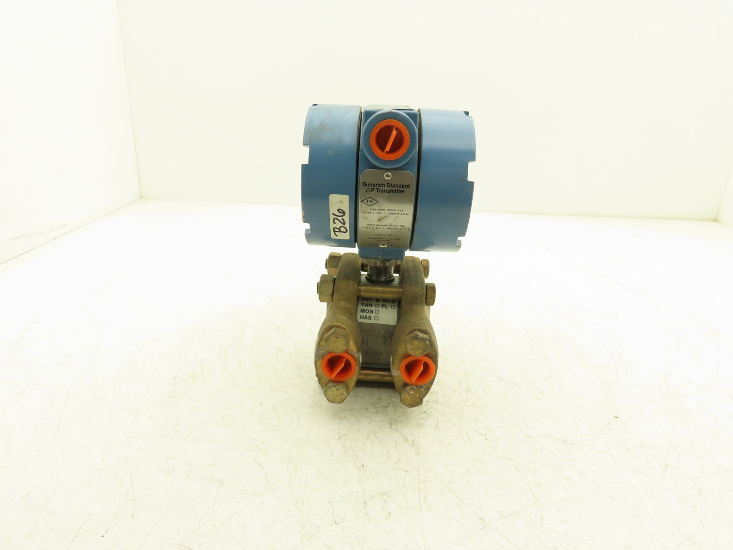 Dieterich 1DP3E12B1A1 Differential Pressure Transmitter 0-6.35 IN-H2O 45vdc Max