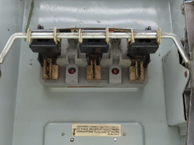 Siemens F-353 I-T-E Enclosed Switch Fusible 100A 600VAC 3-Pole Type 1