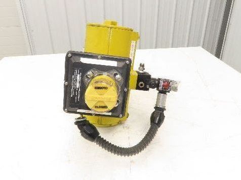 Tricentric 4" Stainless Butterfly Valve 8-Lug + Hytork-425 Actuator & Positioner