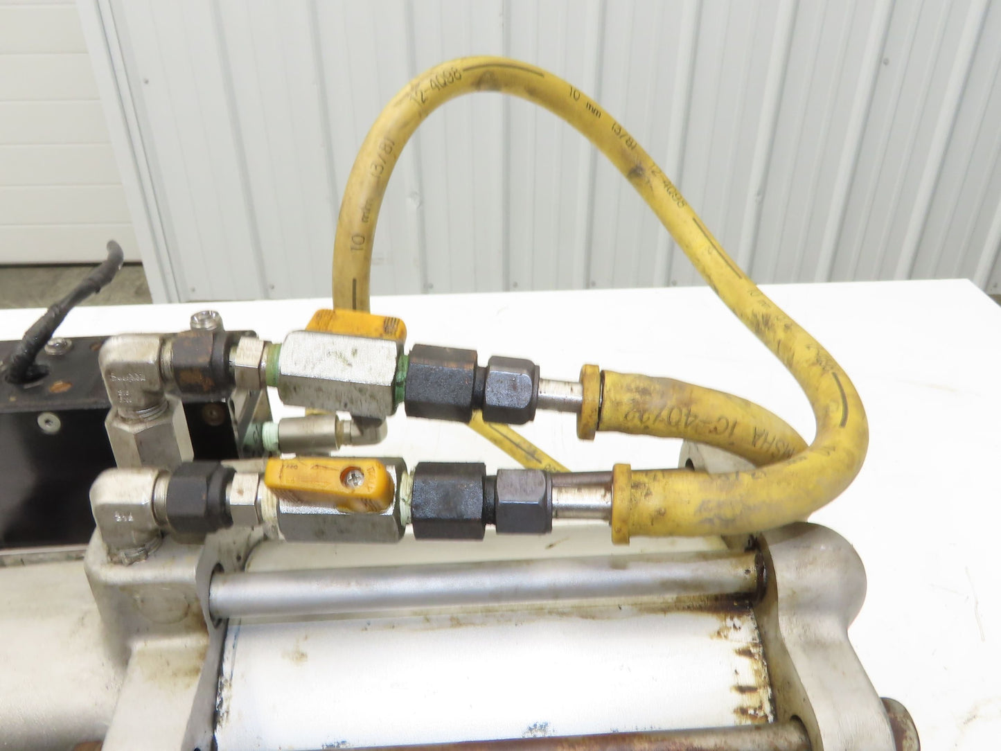 Jamesbury ST-200 3" Stainless Flanged Ball Valve + Air Actuator & Positioner