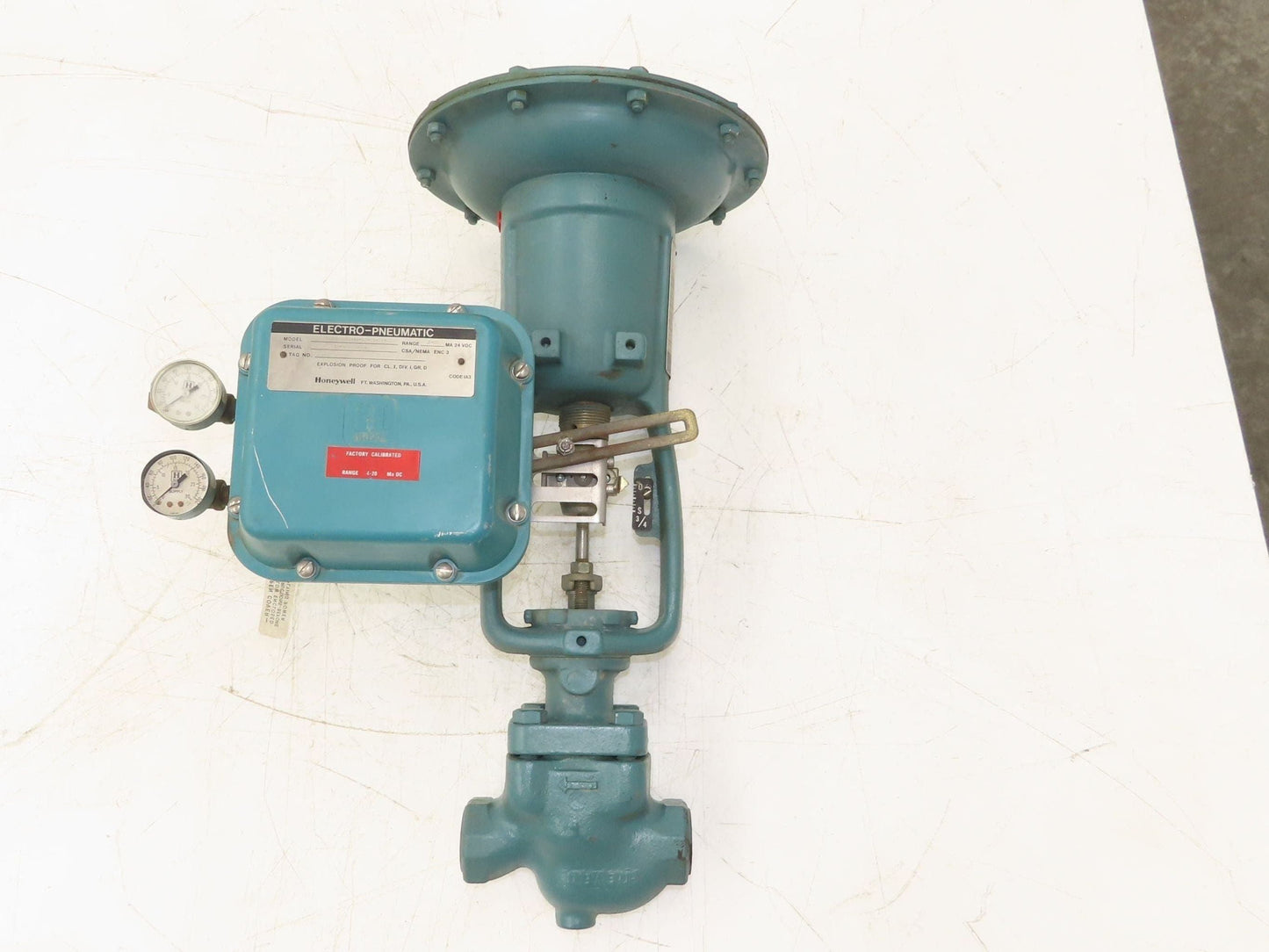 Honeywell 1" NPT Valve + Electro-Pneumatic Actuator & Positioner