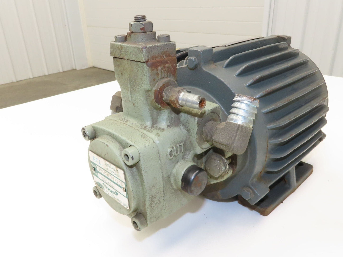 KCL VPKC-F20A102 Hydraulic Vane Pump 20 l/m 250PSI 5GPM 1/2Hp 220/380V 3Ph