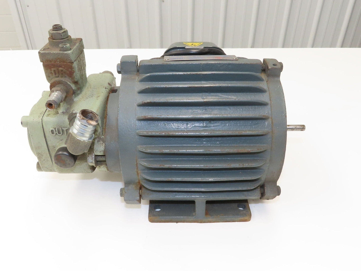 KCL VPKC-F20A102 Hydraulic Vane Pump 20 l/m 250PSI 5GPM 1/2Hp 220/380V 3Ph