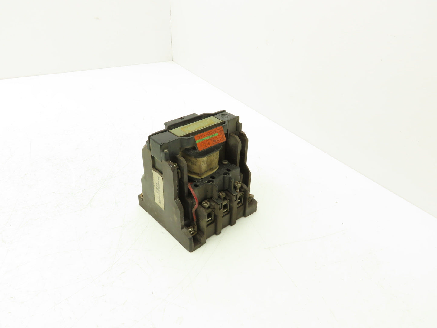 Eaton DIL 2-22-NA Contactor Motor Starter 3-Pole 600v 50Hp 60A Coil 115v