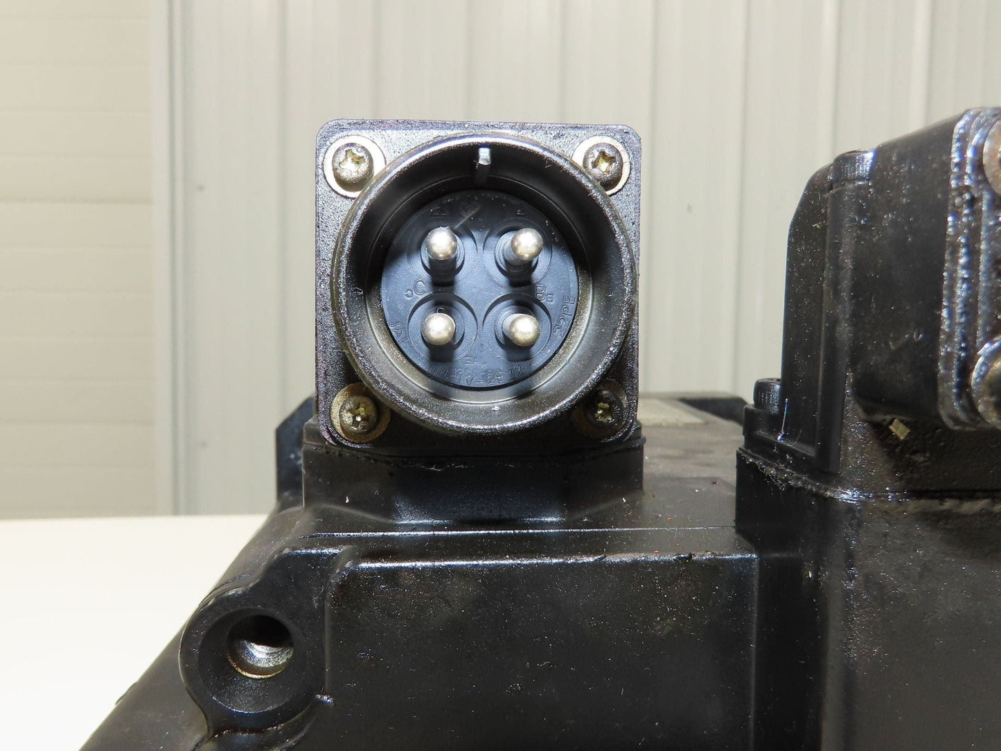 Okuma BL-MC200J-20T AC Servo Motor 4kW 2000 RPM 157V 16.2A 3PH