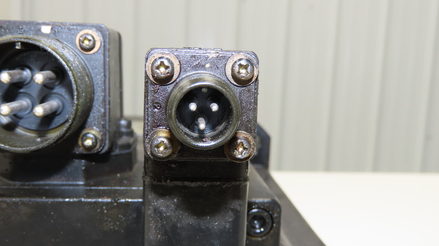 Okuma BL-MC200J-20T AC Servo Motor 4kW 2000 RPM 157V 16.2A 3PH