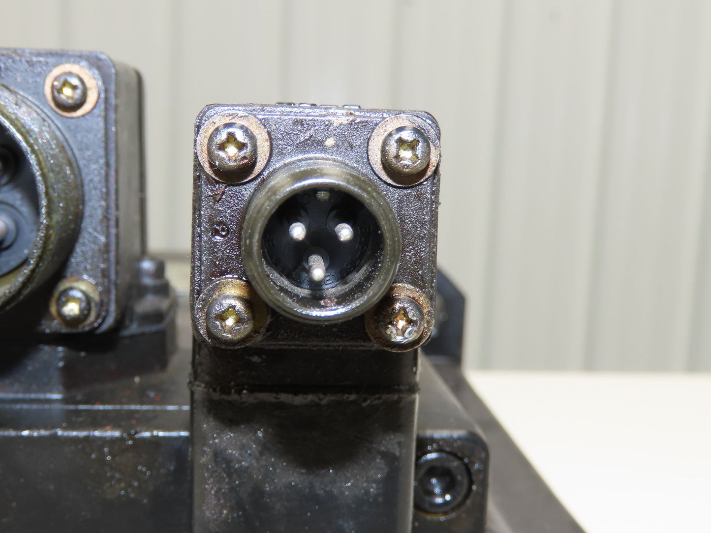 Okuma BL-MC200J-20T AC Servo Motor 4kW 2000 RPM 157V 16.2A 3PH