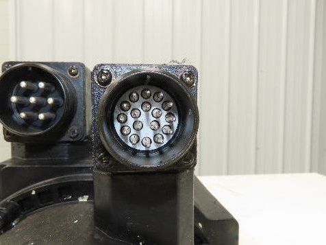 Okuma BL-MC200E-20T AC Servo Motor 4kW 2000 RPM 157V 3PH Encoder ER-FC-2048D