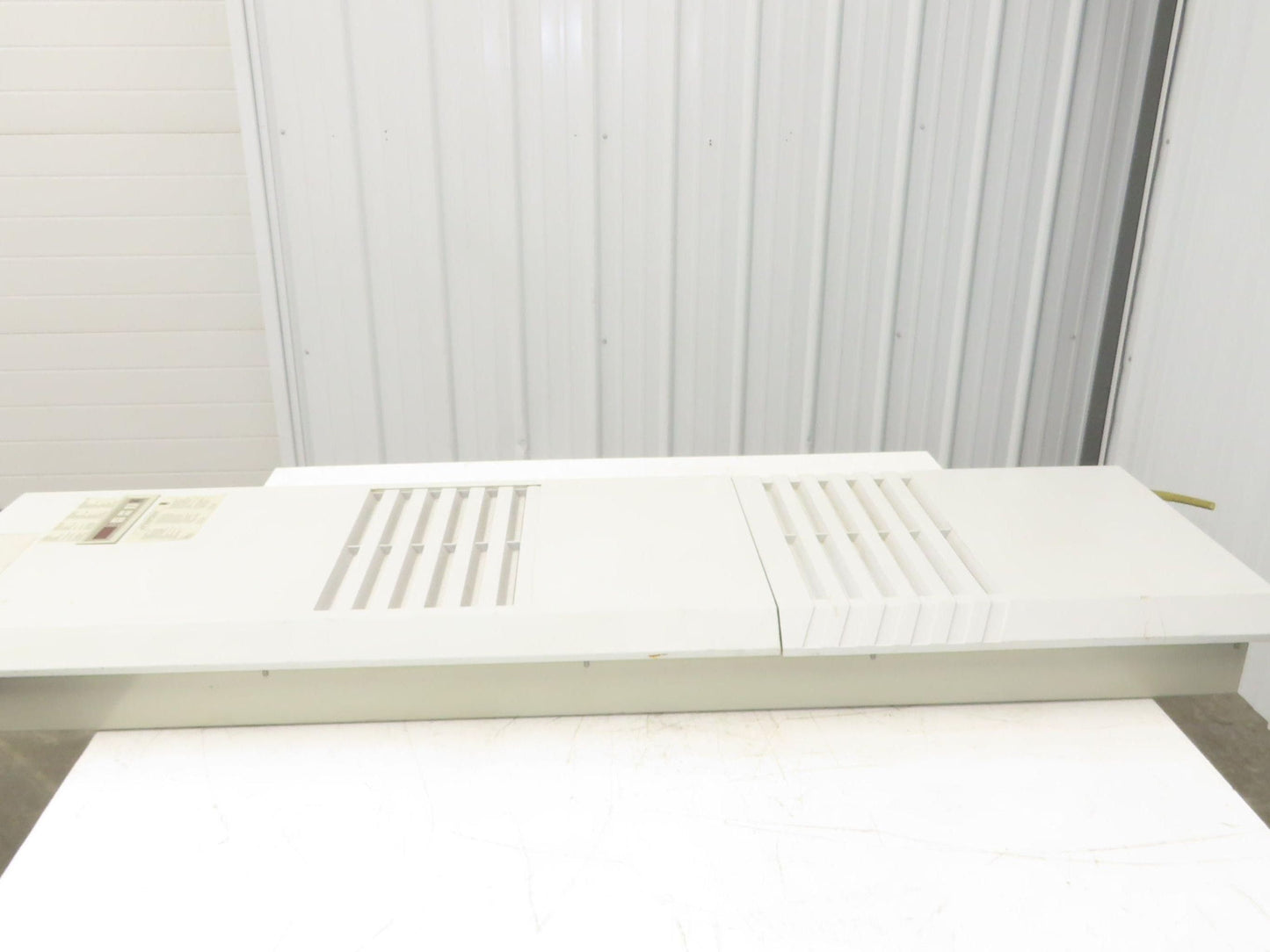 Rittal SK 3255549 Air Conditioner Enclosure Cooling Unit 1400W 400V 50/60hz
