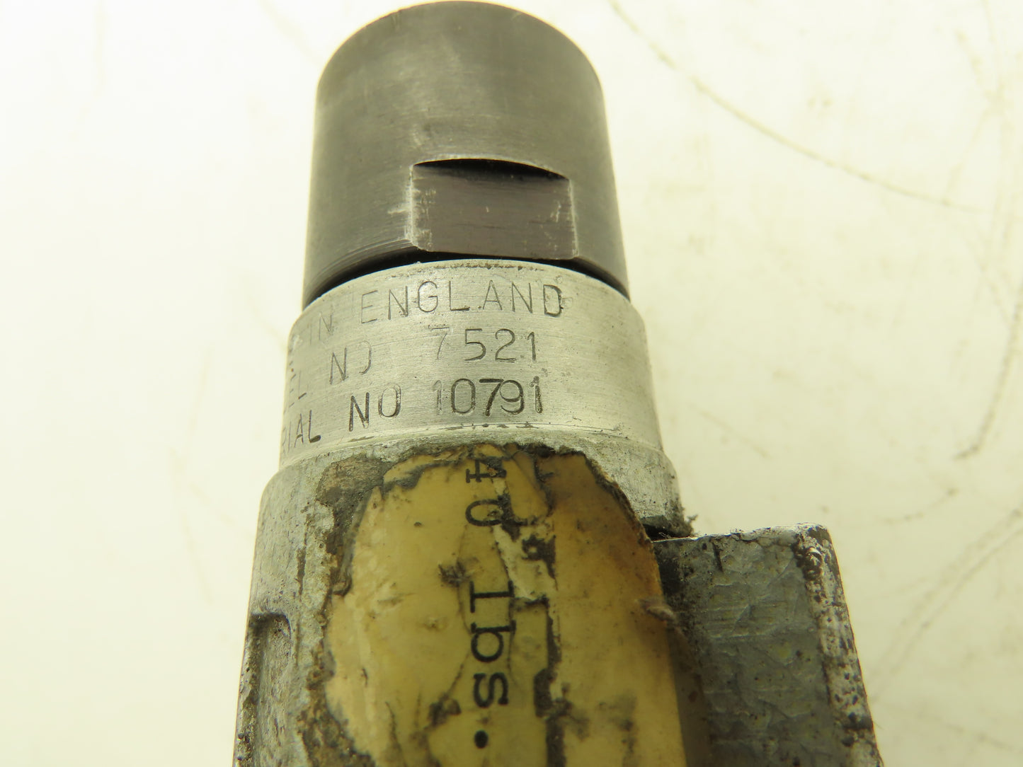 Avdel 7521 Pneumatic Rivet Gun Air Riveter Rivnut Tool 900RPM