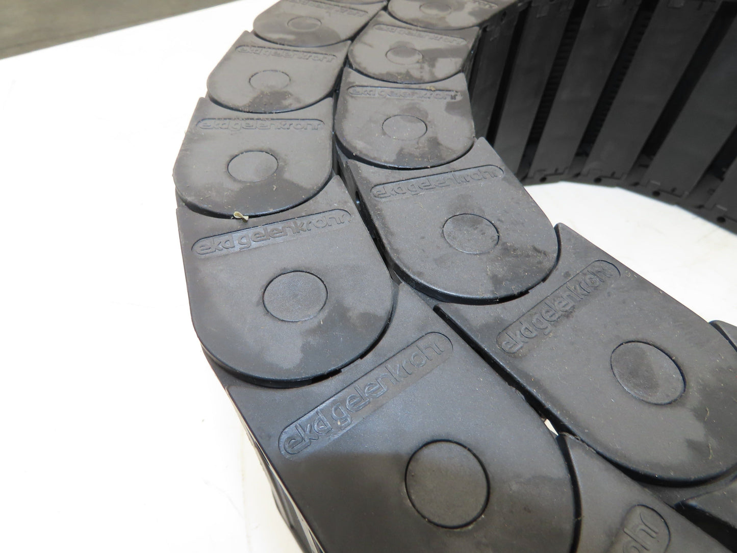 EKD Gelenkrohr 20.0 Energy Chain Cable Carrier 1.25x5.25" ID 110" L