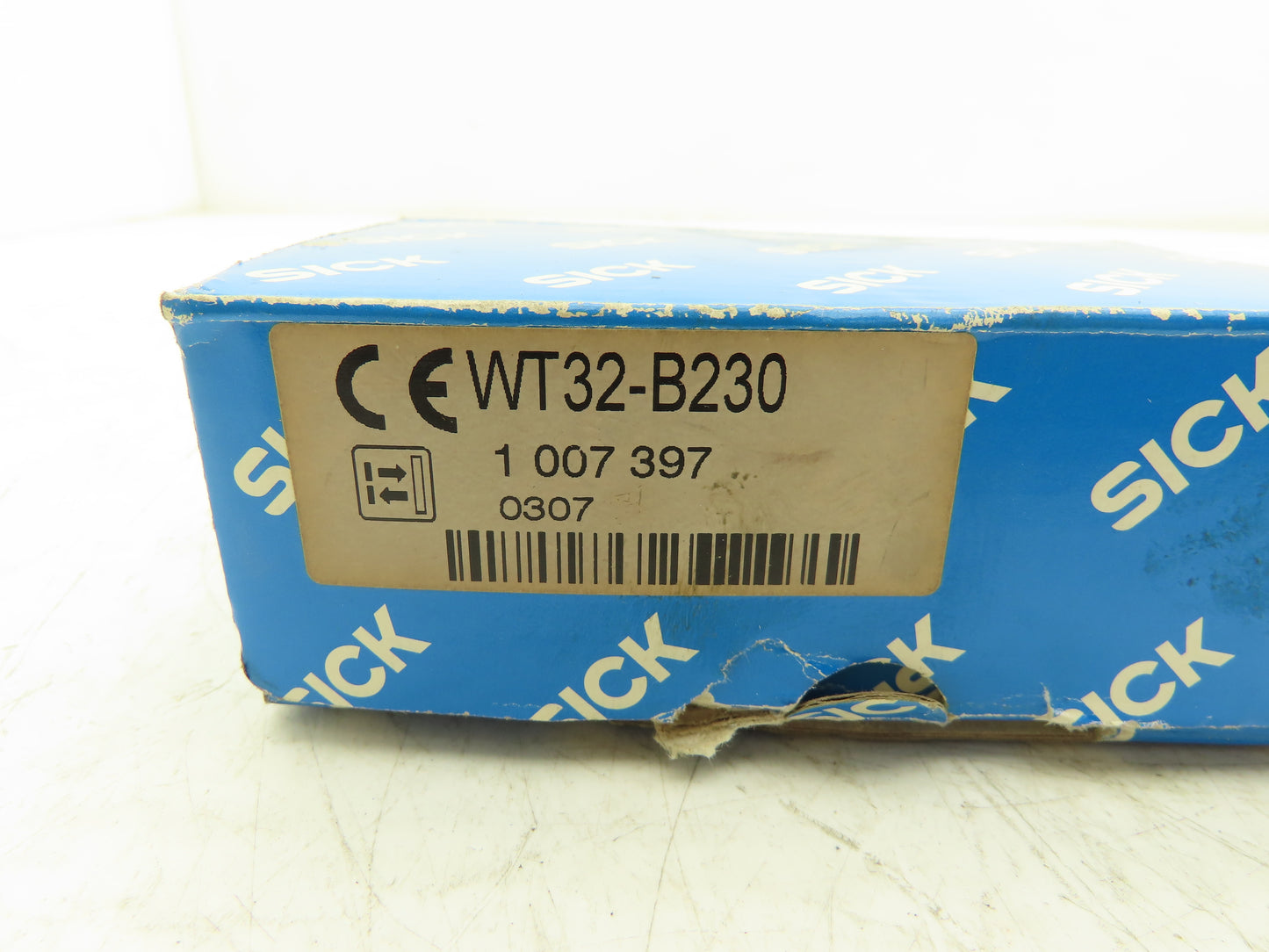 Sick WT32-B230 Photoelectric Proximity Switch 10-30vDC 100mm-2m Range