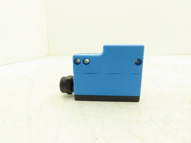 Sick WT32-B230 Photoelectric Proximity Switch 10-30vDC 100mm-2m Range