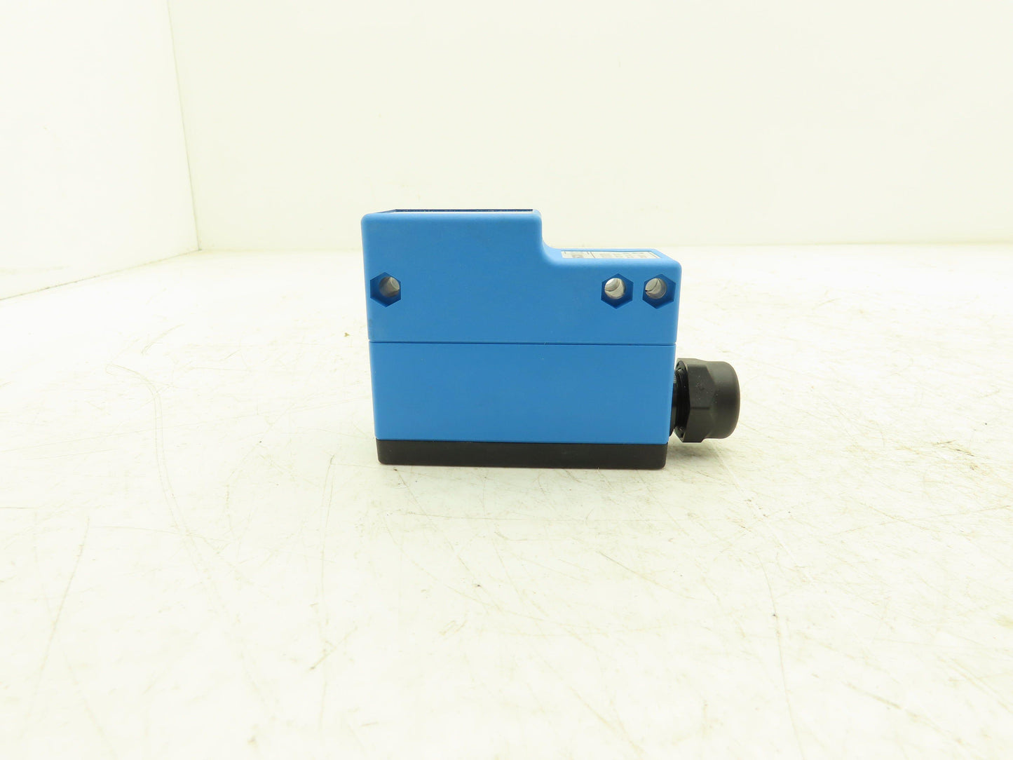 Sick WT32-B230 Photoelectric Proximity Switch 10-30vDC 100mm-2m Range
