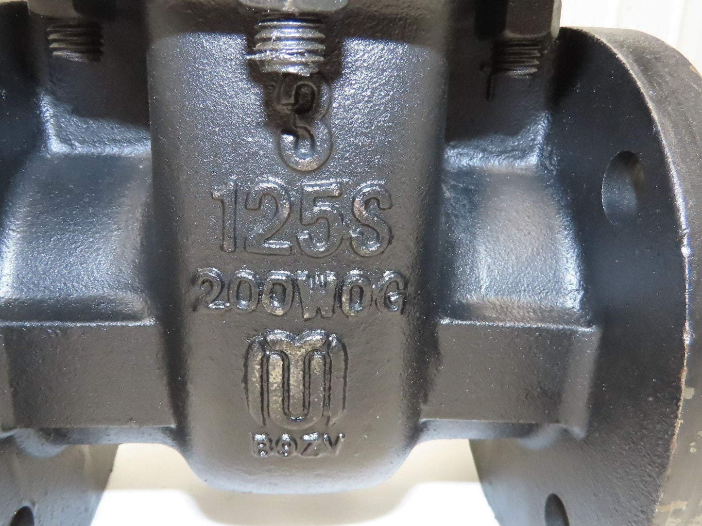 Milwaukee Valve 2882-M 3" Gate Valve 200psi WOG Non-Rising Stem 8" Wheel