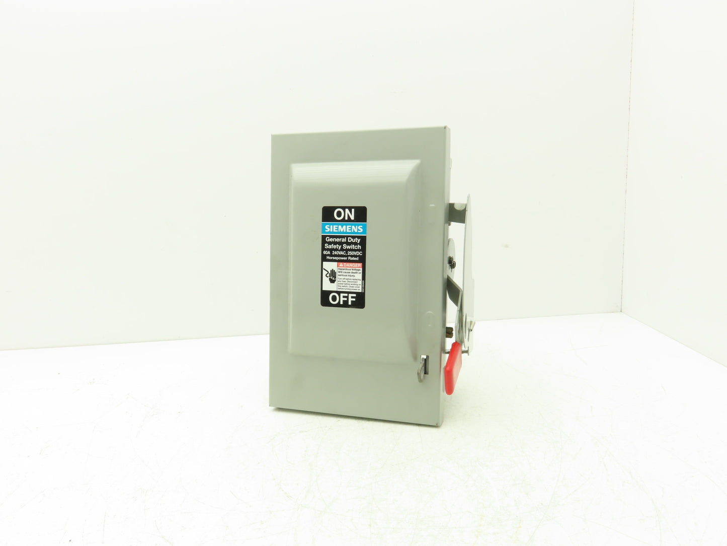 Siemens GNF322 Safety Switch Disconnect Non Fusible 60A 240VAC 250VDC HP Rated