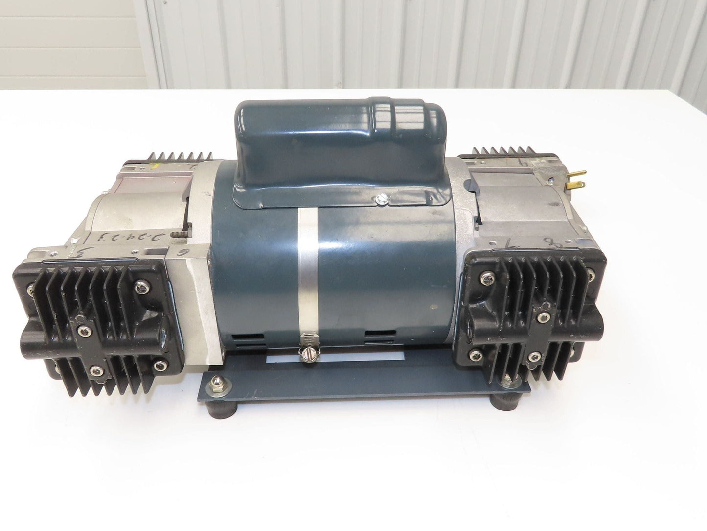 Air Dimensions R254-BT-AA1 Dia-Vac Diaphragm Pump R-Series High Vacuum Quad Head