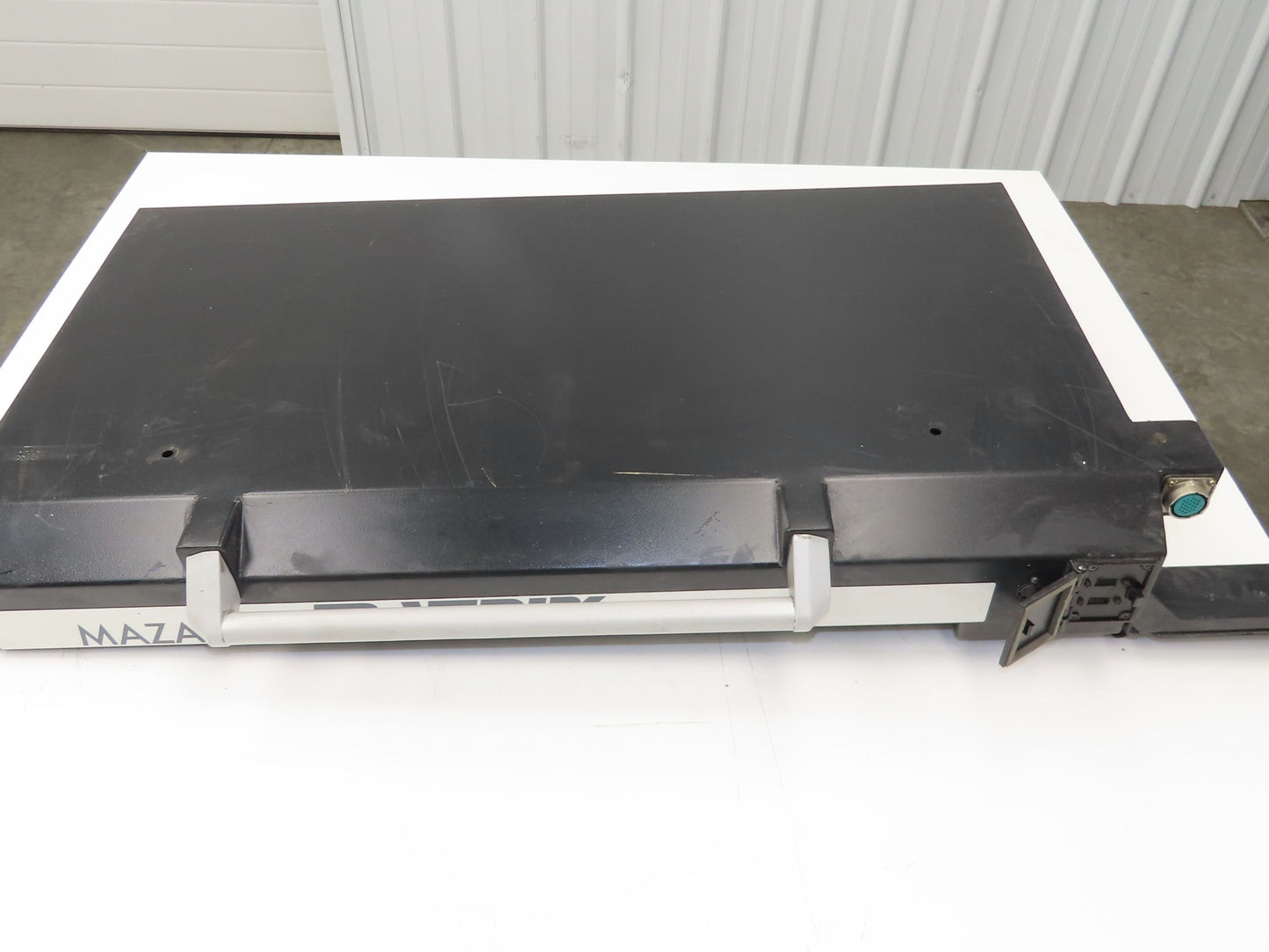 Mazak Mazatrol Matrix Operator Console For LCD Screen, Keyboard, & IDEC Control