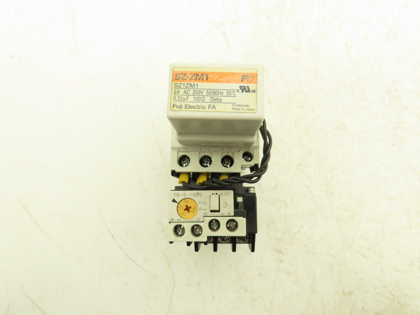Fuji Electric SC-4-0/G Contactor 24Vdc Coil, Surge Suppressor & Thermal Overload