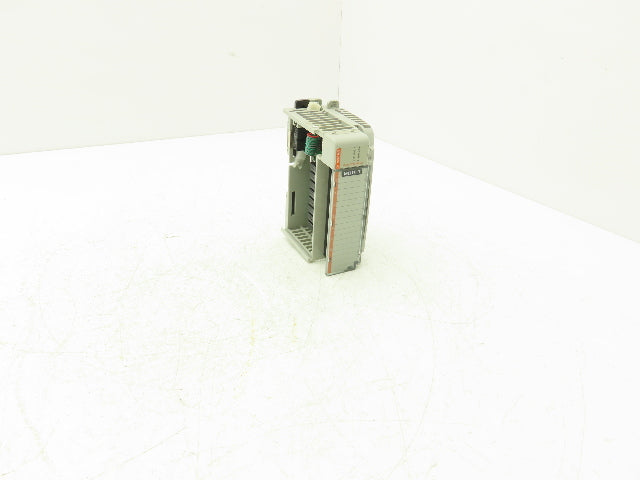 Allen Bradley 1769-OW8I Relay Output Module I/O Ser B Rev 3 Isolated & End Cap