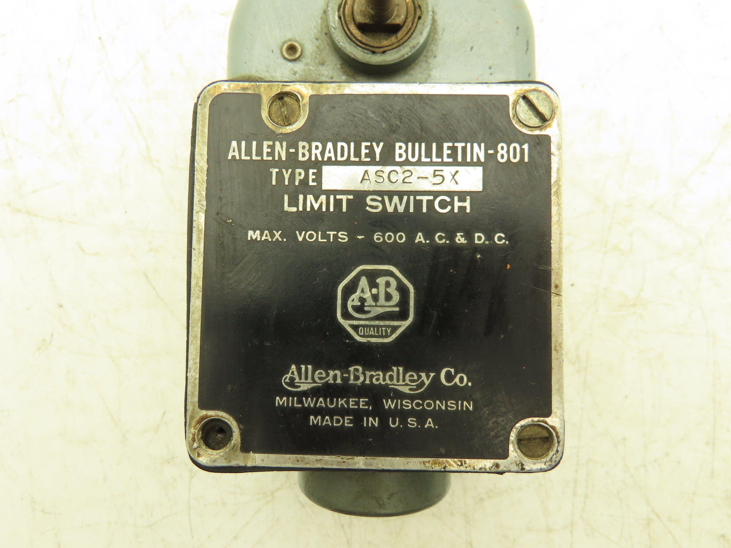 Allen-Bradley Bulletin 801 ASC2-5X Limit Switch NO/NC Contact Ser A 600V