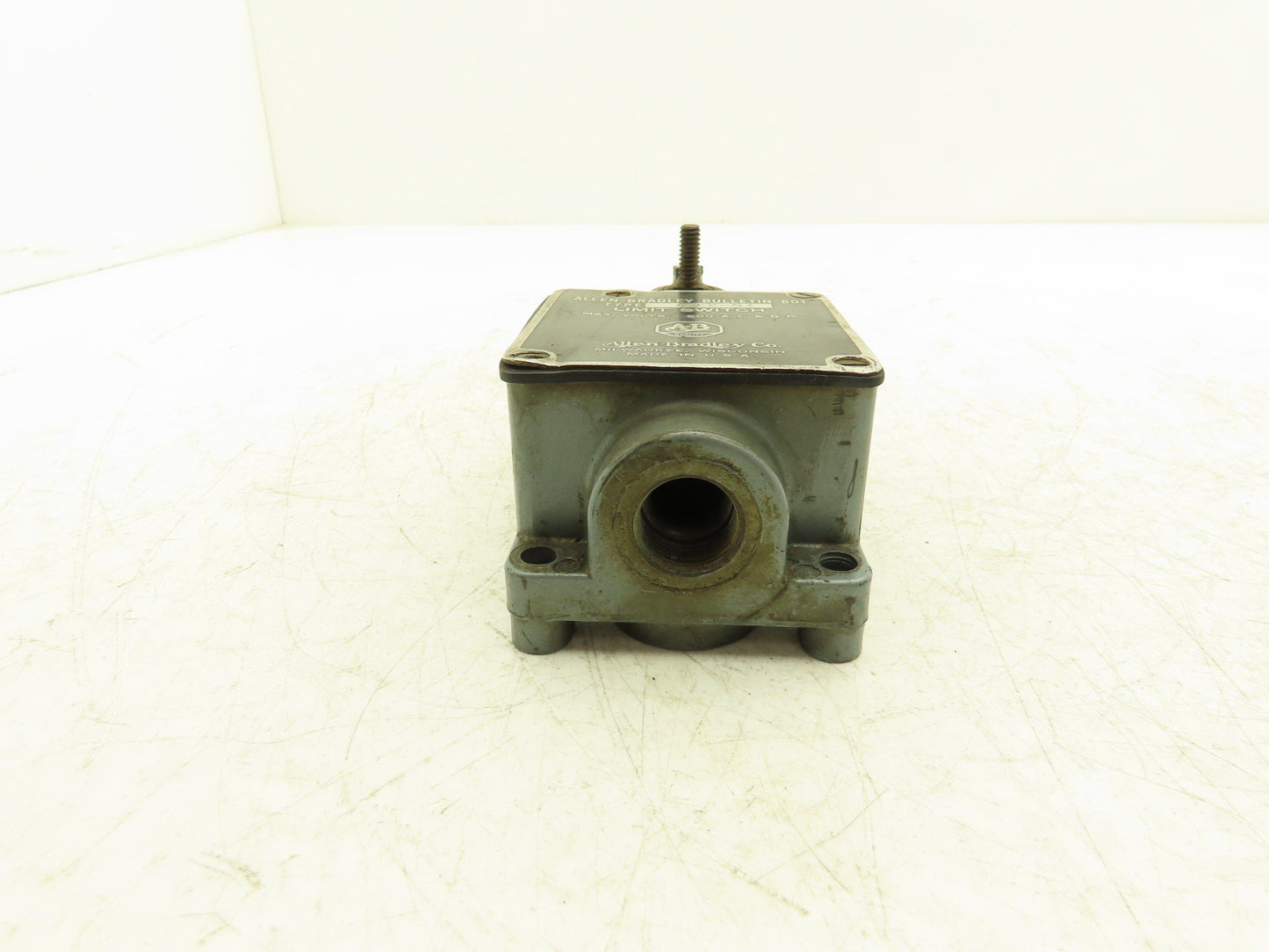 Allen-Bradley Bulletin 801 ASC2-5X Limit Switch NO/NC Contact Ser A 600V