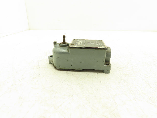 Allen-Bradley Bulletin 801 ASC2-5X Limit Switch NO/NC Contact Ser A 600V