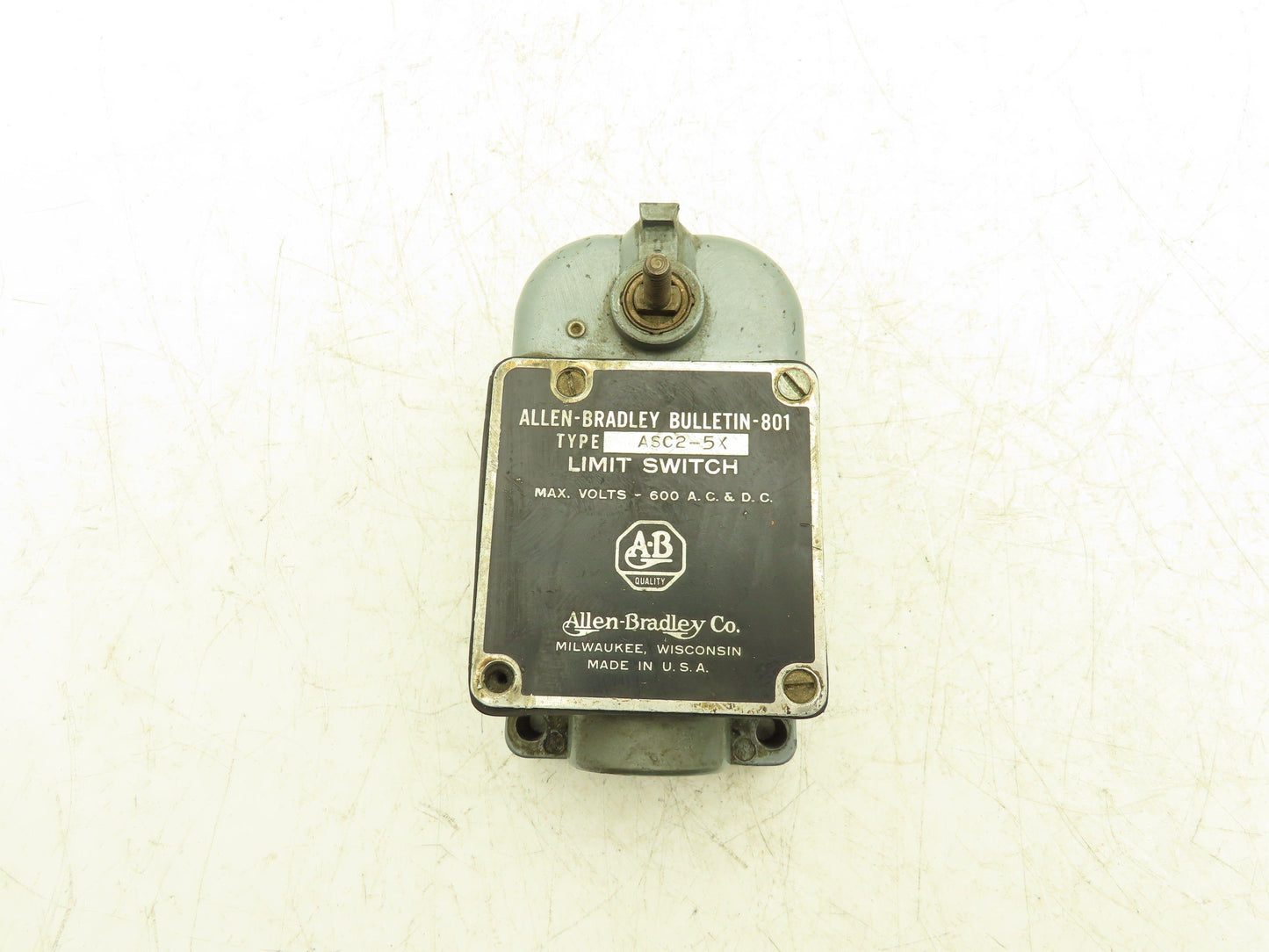 Allen-Bradley Bulletin 801 ASC2-5X Limit Switch NO/NC Contact Ser A 600V