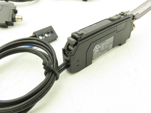 Keyence FS-N11CN Fiber Optic Sensor 24V Various Cable Lengths Included Lot of 5