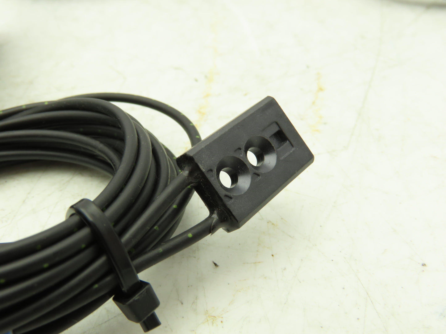 Keyence FS-V31C Fiber Optic Sensor 24V Various Cable Lengths Included Lot of 7