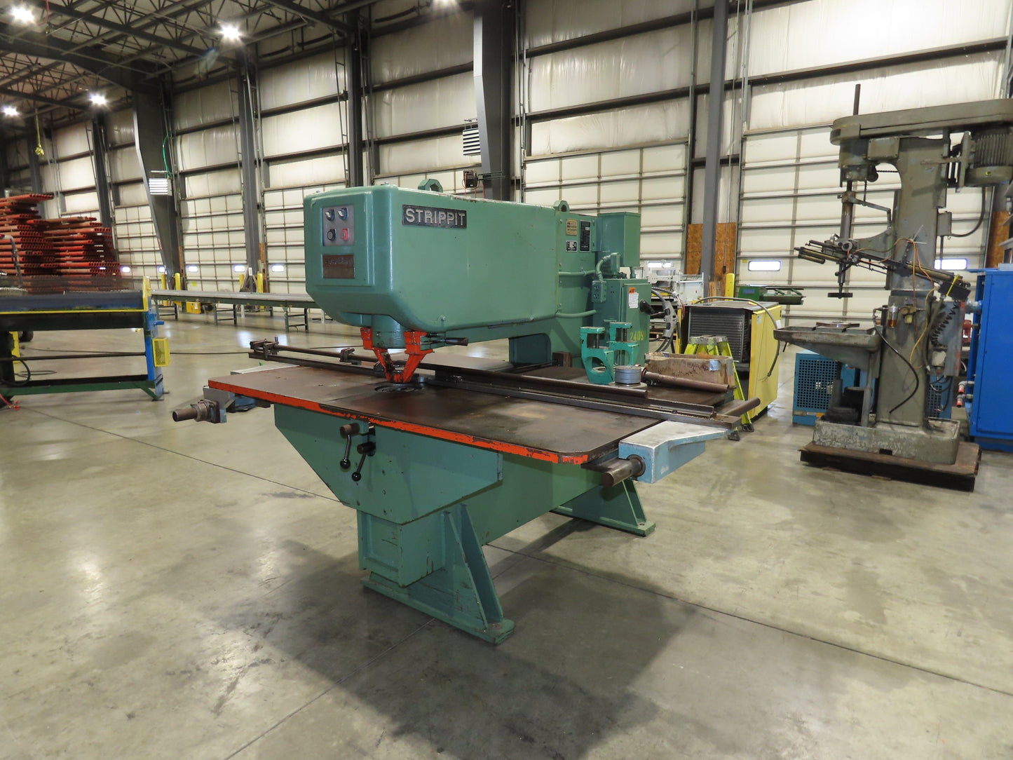 Strippit Fabricator Super 30/30 Single Punch Press 30 Ton 460V *No Foot Switch