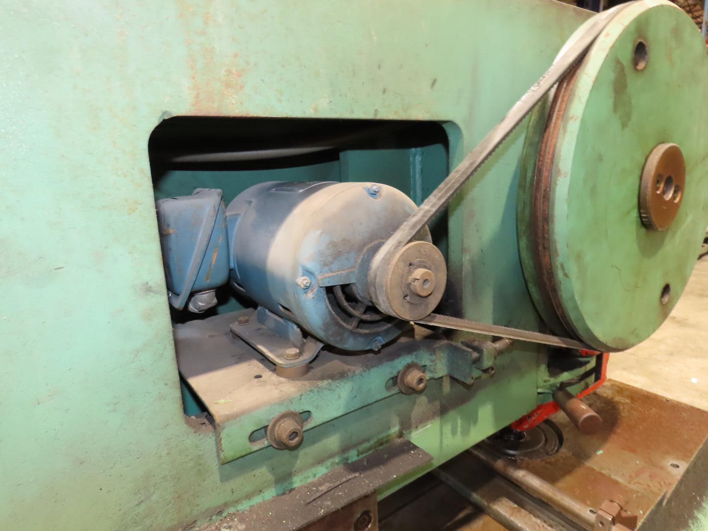 Strippit Fabricator Super 30/30 Single Punch Press 30 Ton 460V *No Foot Switch