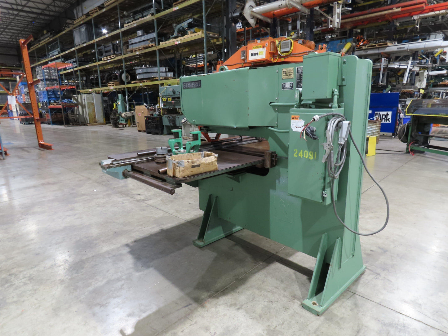 Strippit Fabricator Super 30/30 Single Punch Press 30 Ton 460V *No Foot Switch