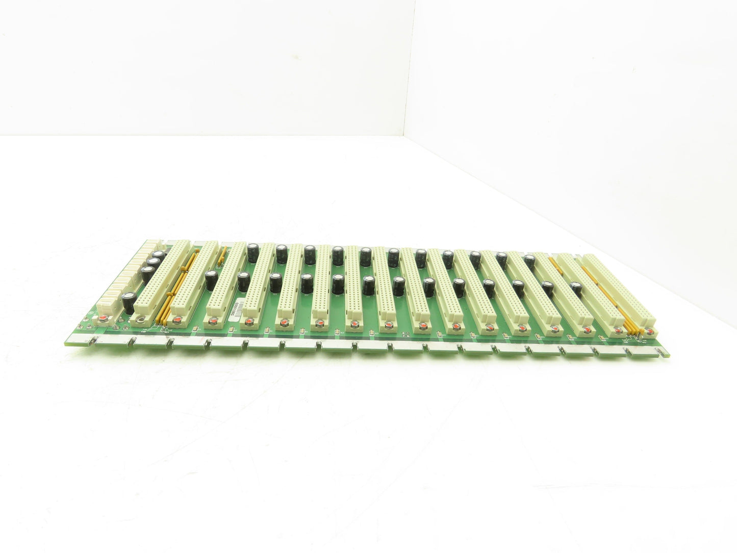 Delta Tau 603471-102 UBUS Backplane 16 Slot ACC-U16 Printed Circuit Board