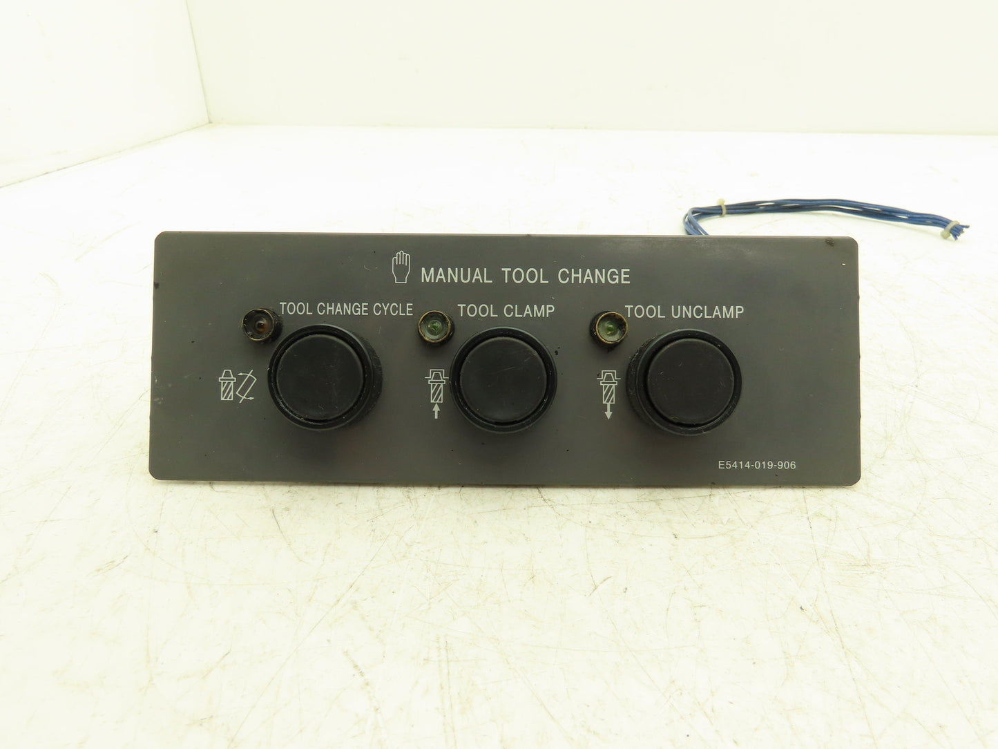 Okuma E5414-019-906 Manual Tool Change Button Control Panel Cycle Clamp Unclamp