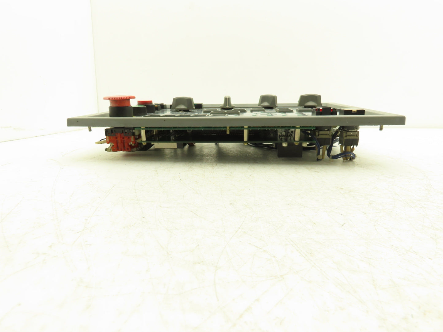 Okuma MPN7000M-S Operator Control Panel E0105-566-103-2