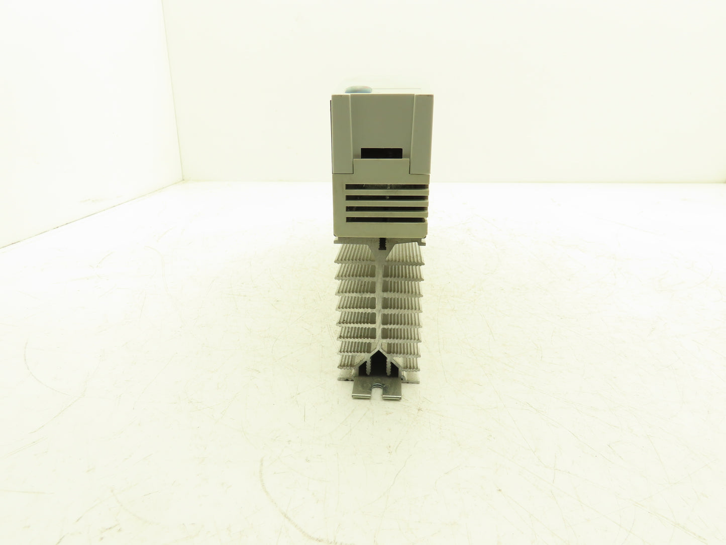 Lenze EMB9352-E Servo Drive Brake Resistor Module 25A