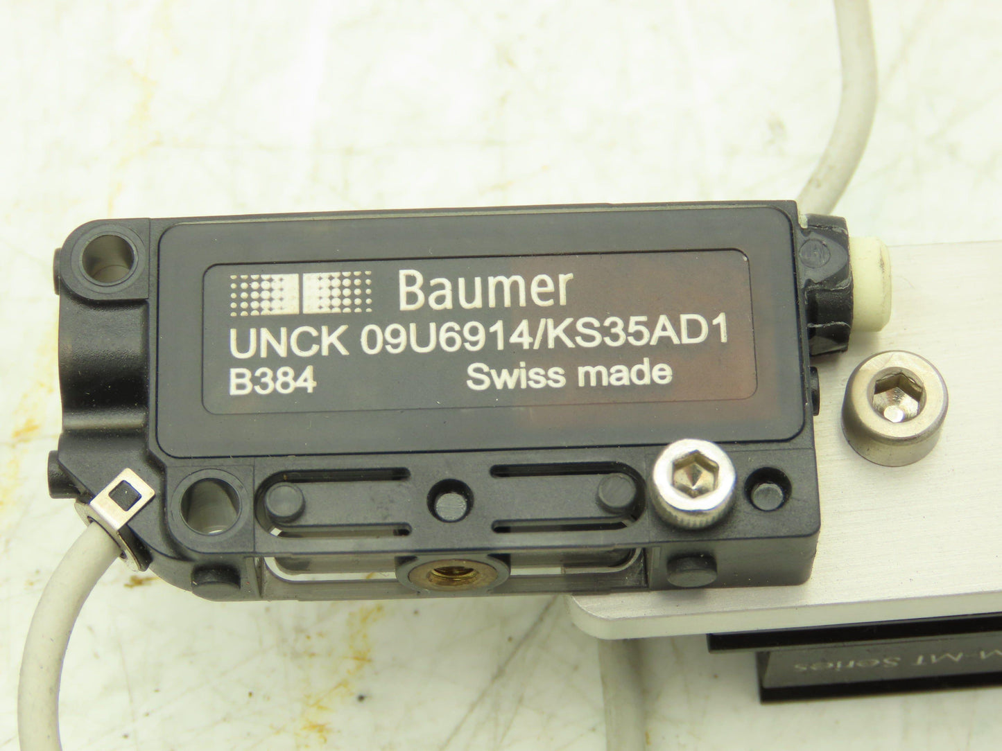 Baumer UNCK 09U6914/KS35AD1 Ultrasonic Distance Measuring Sensors 30VDC Lot of 4