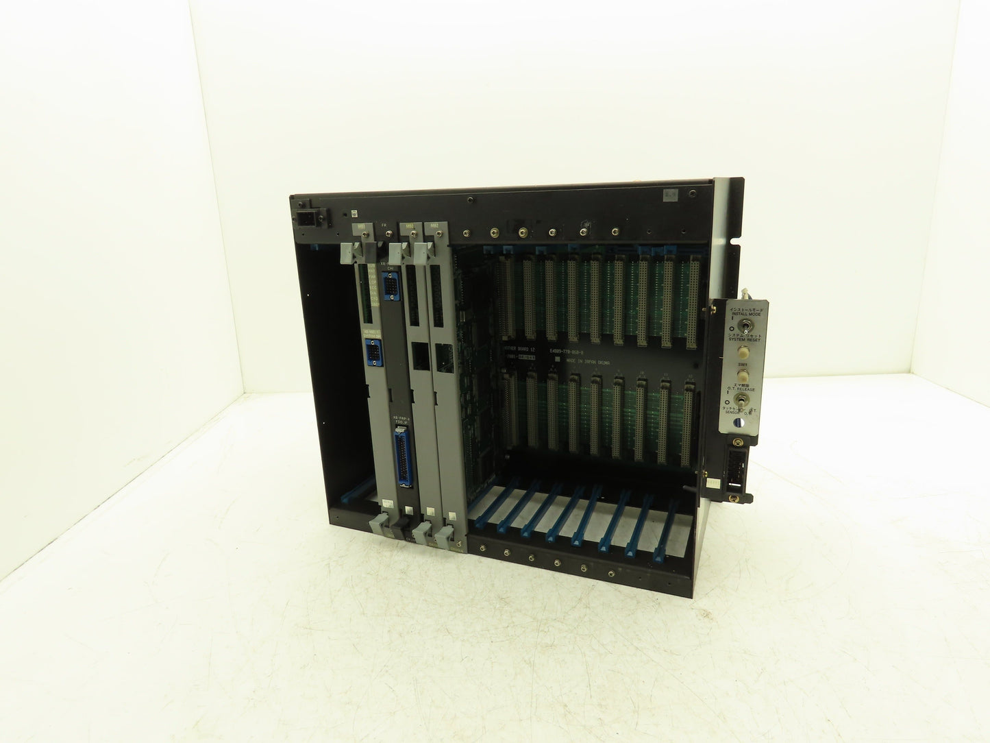Okuma OPUS 7000 E7191-855-019-2 CPU/IF Rack 12 Chassis Backplane Add-On Cards