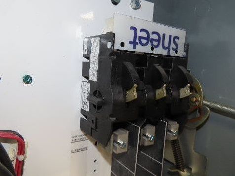 Allen Bradley 512-DACD-26R Combination Motor Starter Sz 3 NEMA 50HP 480V Fused