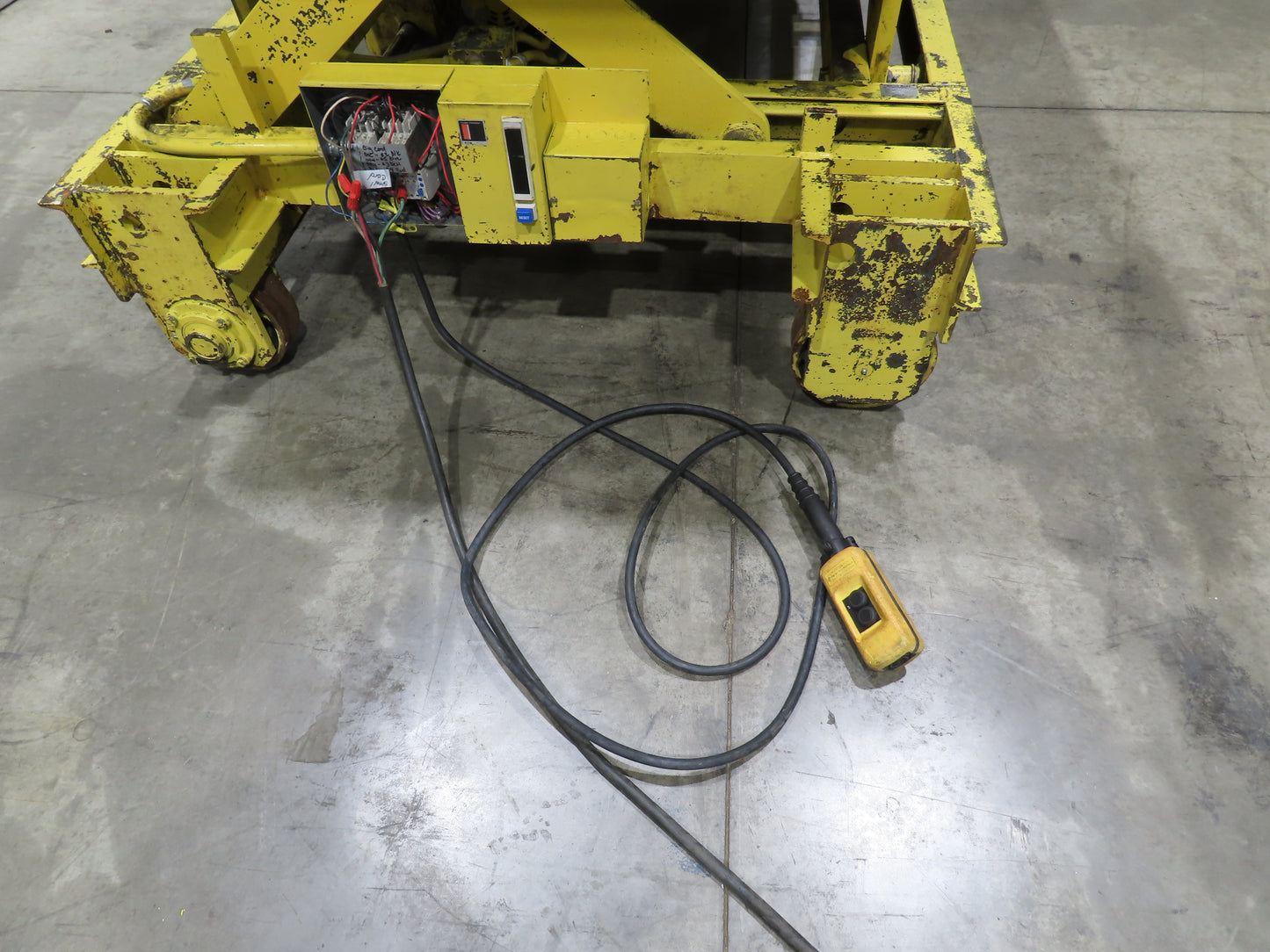 Weld Bilt Hydraulic Scissor Lift Table 10000lb 5 Ton 24" Travel 60x132" 3Ph