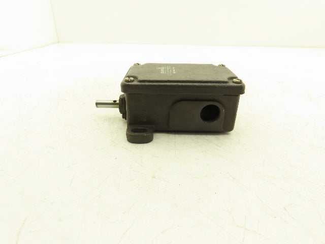 Schmersal MSP 452-11/11Y Rotating Spindle Limit Switch 250V 6A 10mm" Shaft