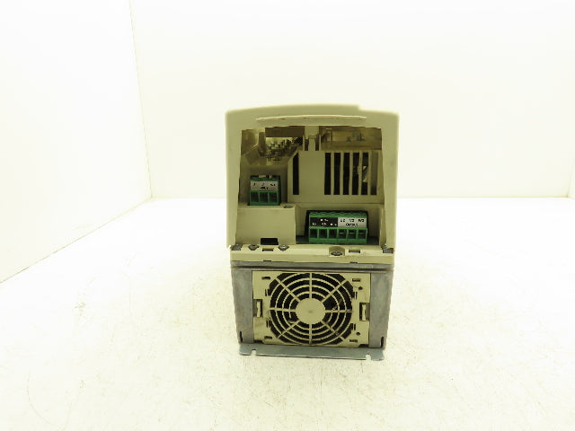 ABB ACS800-U1-0009-2+P901 VFD 3Ph 208-240Vac In 7.5Hp 208-240V 27A 300Hz Out