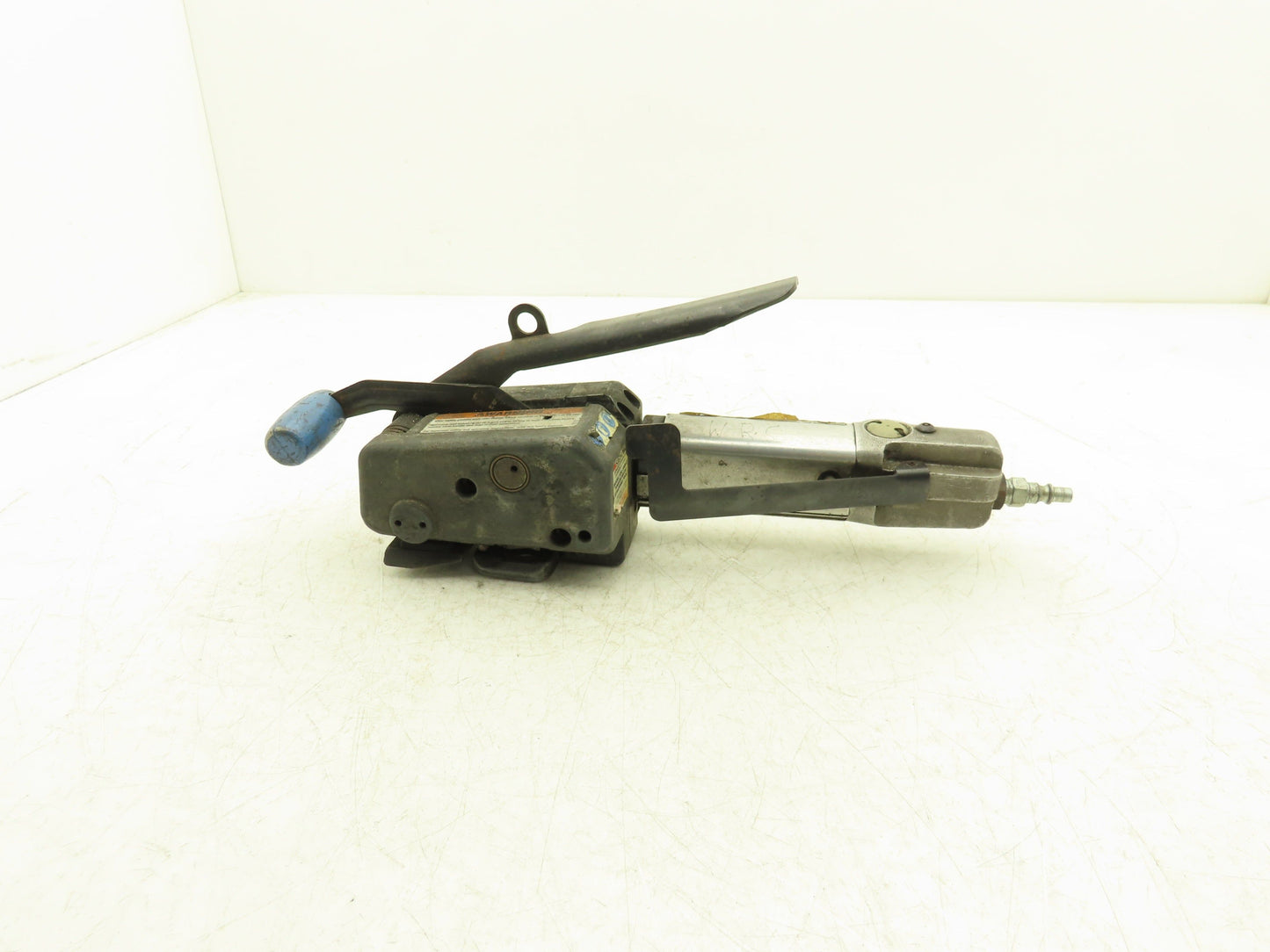 Signode VXL-2000-Z Pneumatic Air Powered Tension Weld Strapping Tool