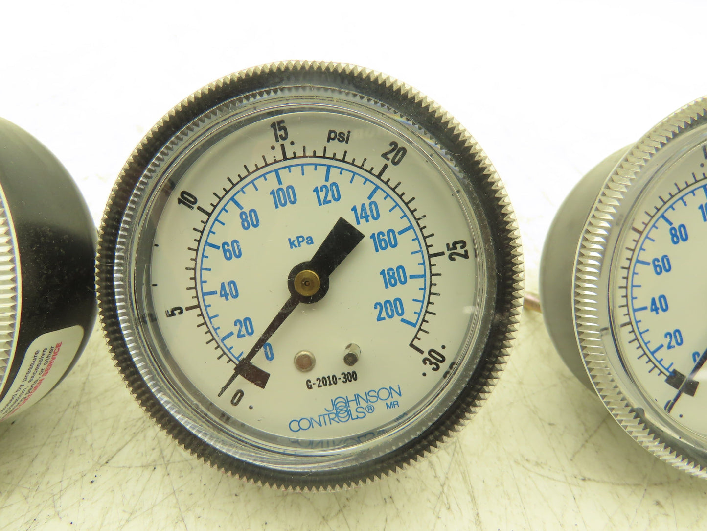 Johnson Controls G-2010-300 Analog Dial Indicator Gauge 0-30 psi Lot of 7