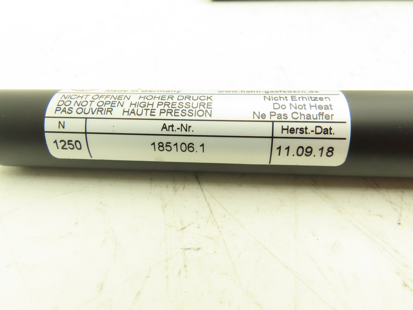 HAHN-Gasfedern 1250 185106.1 Gas Spring Shock Absorber Strut 23" Lot of 2