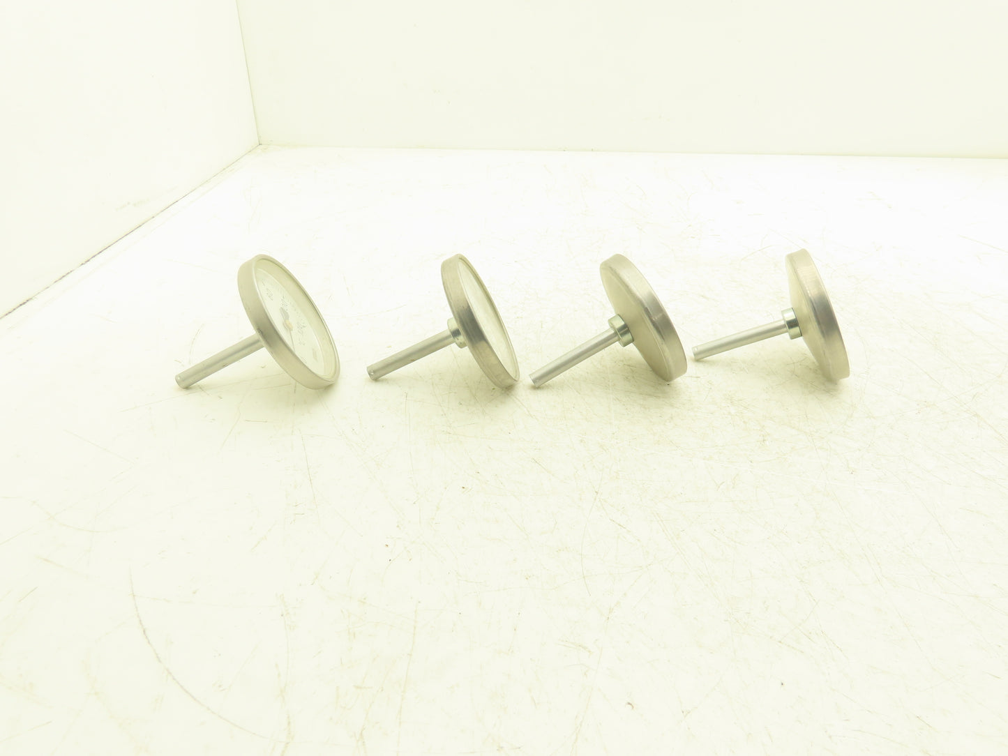 WIKA Temp Gauge 0-120 C 2 Degree Subd 2" Dial 6" Probe Aluminum