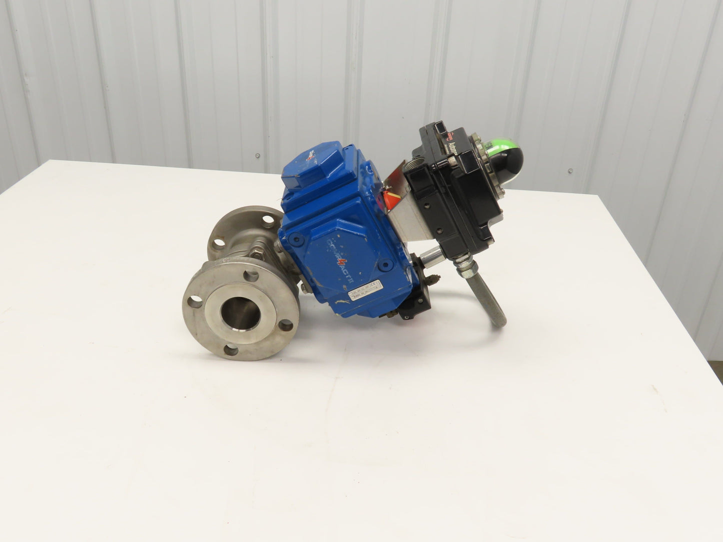 Flowserve 2" Stainless Ball Valve Compact II Pneumatic Actuator C35 SR-2C IMP