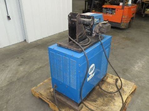 Miller CP-300 Mig Welder 300 amp DC Arc S-60 Wire Feeder 200/230/460v 3PH